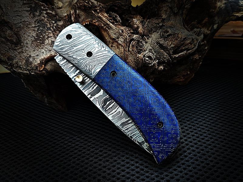 Alien Graphic Laser Engraving on Blue Colored Camel Bone Folding Pocket Knife Drop Point with Damascus Bolster Custom Handcrafted Damascus Steel 7.50 inches with Leather Sheath Great Gift for Space and Art Lovers CLKFOL1121